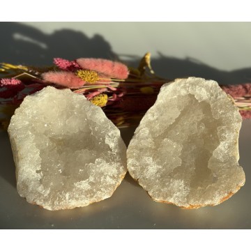 Bjergkrystal geode L - Bjergkrystal - GodKarmaShop