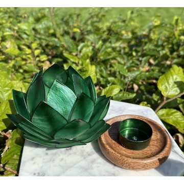 Lotus Stage med træ fod - Grøn - Lotus Lysestager - GodKarmaShop